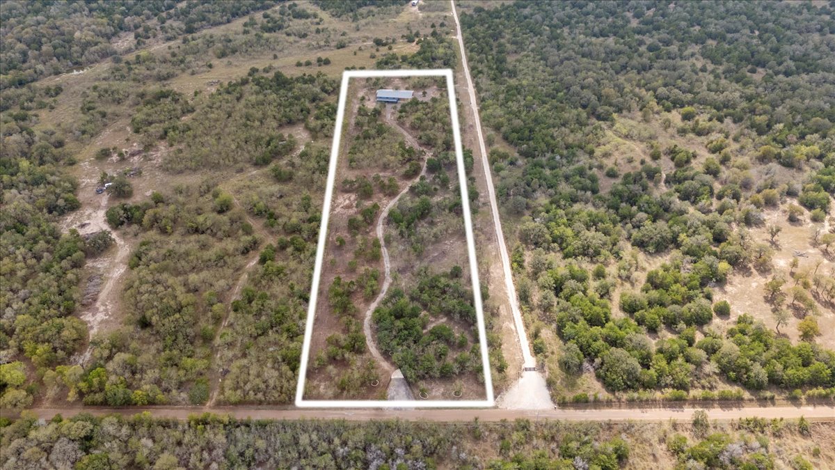 4926 West Old Lockhart Road Muldoon, TX 78949 - Photo 14 of 19