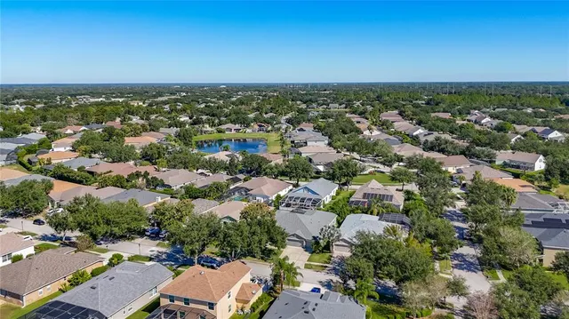 $549,000 | 16158 Bridgepark Drive, Lithia, FL 33547