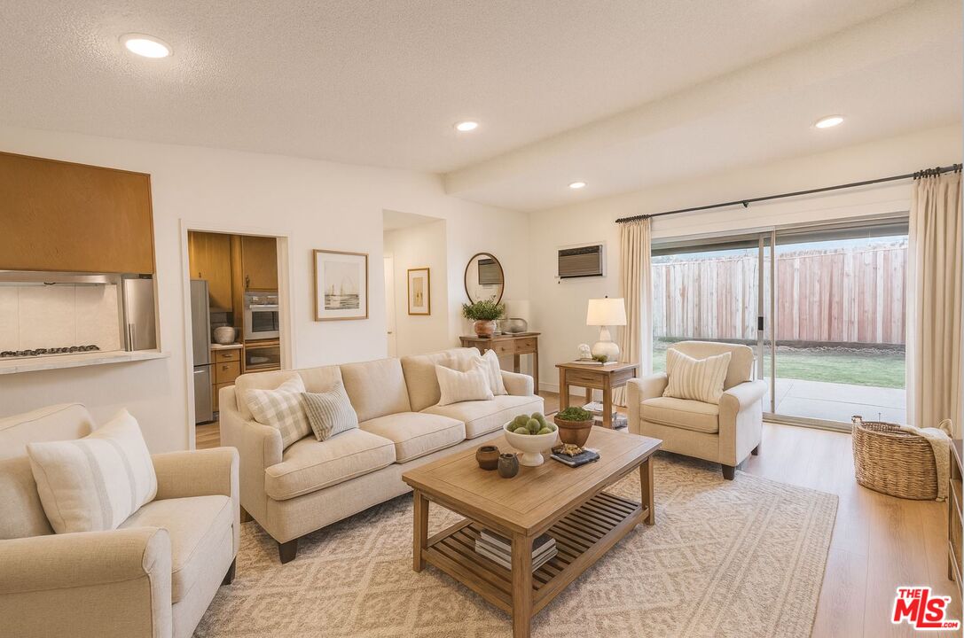 12958 Valleyheart Drive, Unit 2 Studio City, CA 91604 - Photo 2 of 14