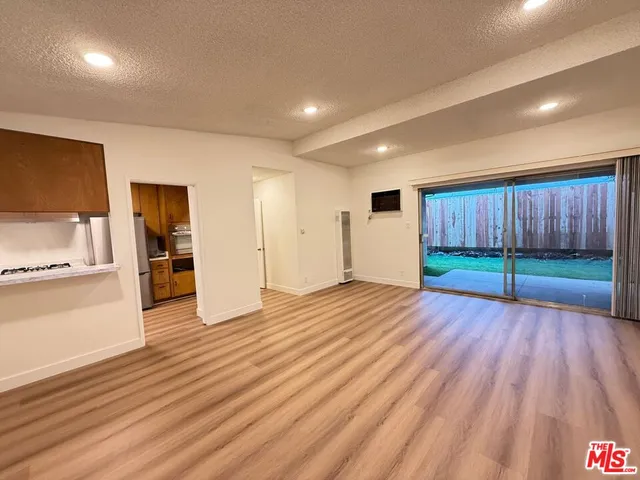 $2,595 | 12958 Valleyheart Drive, Unit 2, Studio City, CA 91604
