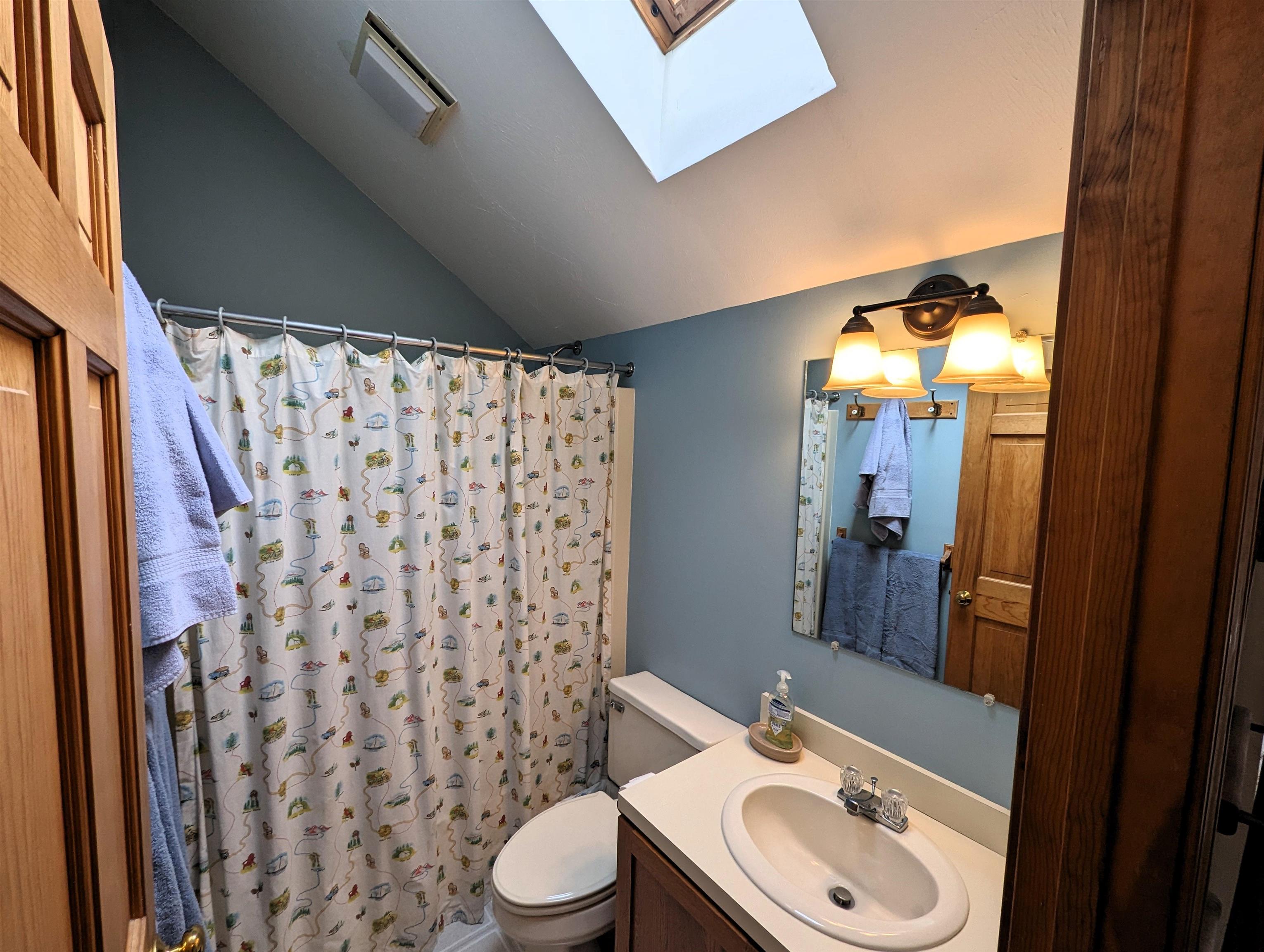 12 Greenridge Road, Unit 4 Lincoln, NH 03251 - Photo 27 of 40