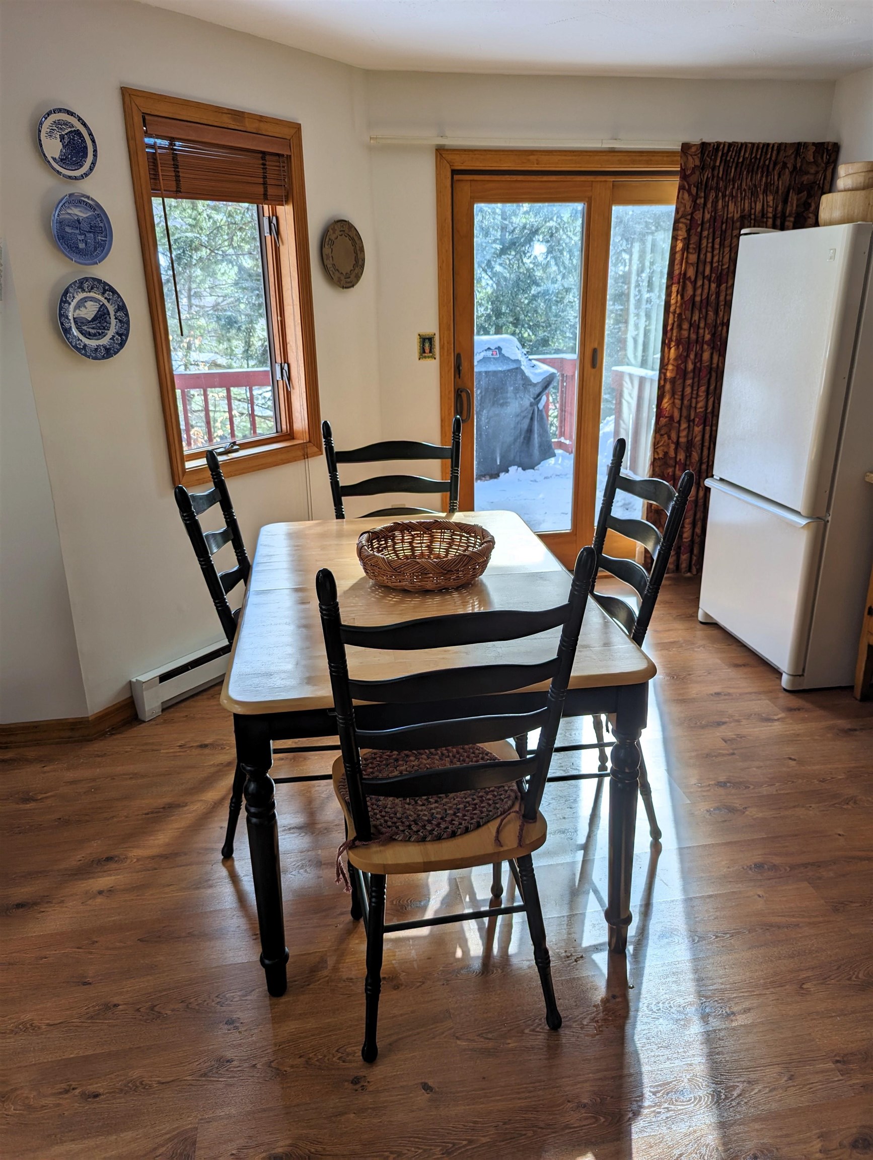 12 Greenridge Road, Unit 4 Lincoln, NH 03251 - Photo 4 of 40