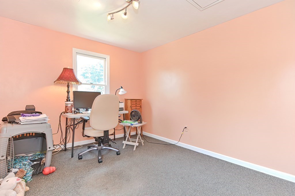 4 Parmenter Road Hudson, MA 01749 - Photo 18 of 39 Gallery Image 18