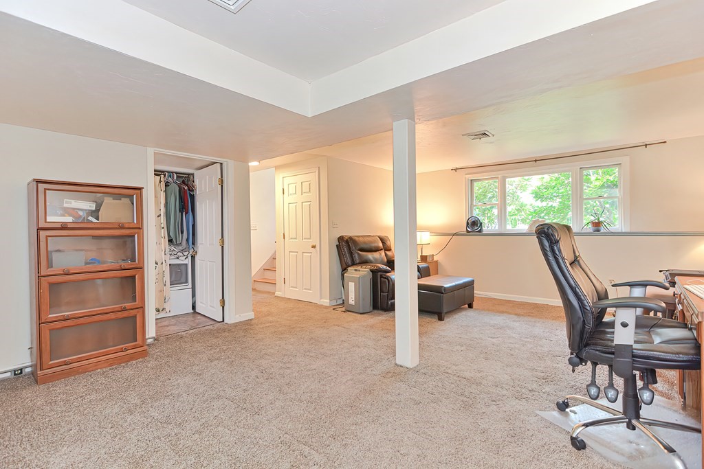 4 Parmenter Road Hudson, MA 01749 - Photo 29 of 39 Gallery Image 29