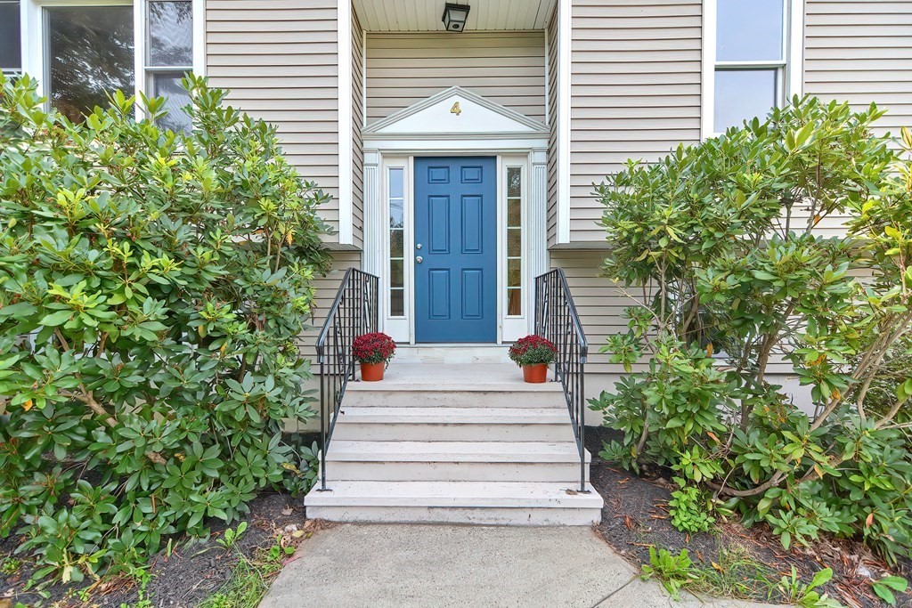 4 Parmenter Road Hudson, MA 01749 - Photo 3 of 39 Gallery Image 3