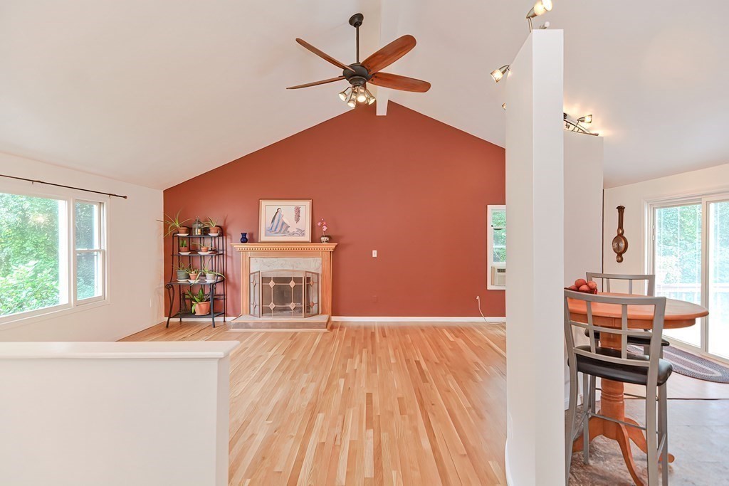 4 Parmenter Road Hudson, MA 01749 - Photo 4 of 39 Gallery Image 4