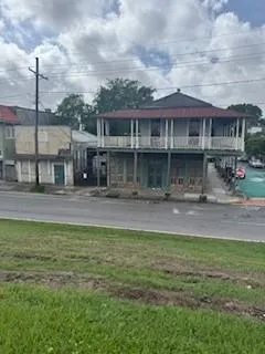 $899,900 | 601 Patterson Road, New Orleans, LA 70114