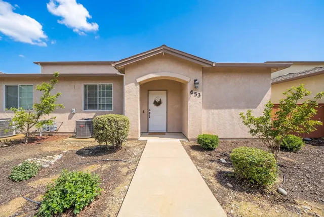 $379,000 | 653 Mission De Oro Drive, Redding, CA 96003