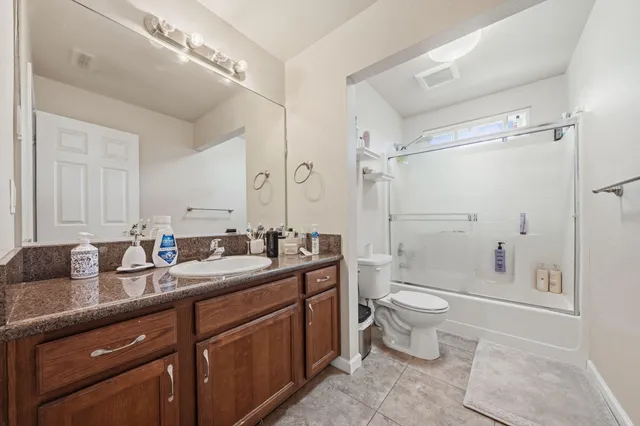 $379,000 | 653 Mission De Oro Drive, Redding, CA 96003