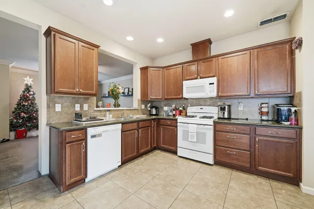 $379,000 | 653 Mission De Oro Drive, Redding, CA 96003