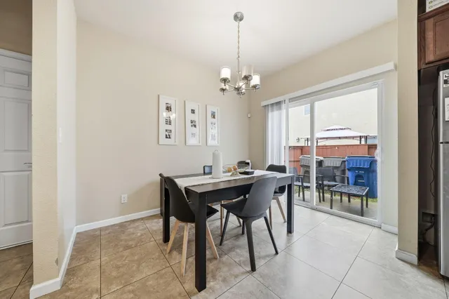 $379,000 | 653 Mission De Oro Drive, Redding, CA 96003