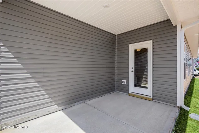 $344,350 | 809 Hidden Brg Drive, Jacksonville, NC 28546