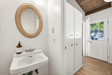$925,000 | 626 Sunnyslope Avenue, Petaluma, CA 94952
