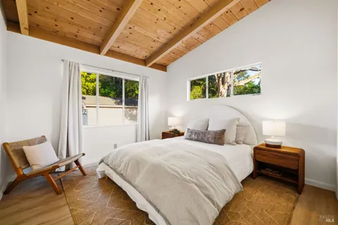 $925,000 | 626 Sunnyslope Avenue, Petaluma, CA 94952