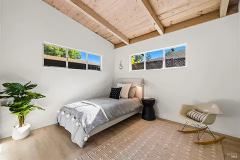 $925,000 | 626 Sunnyslope Avenue, Petaluma, CA 94952