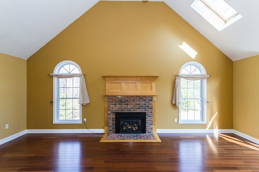 138 River Road Pepperell, MA 01463 - Photo 3 of 30 Gallery Image 3