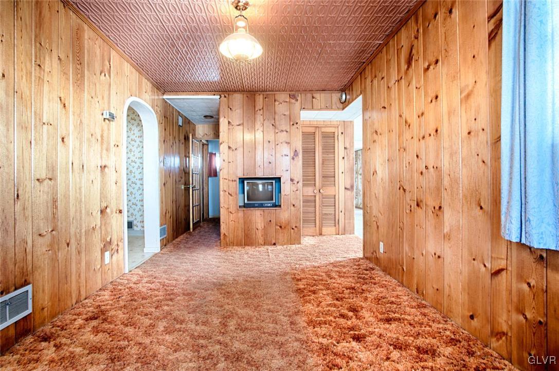 3531 Levans Road Allentown, PA 18104 - Photo 8 of 30 Gallery Image 8