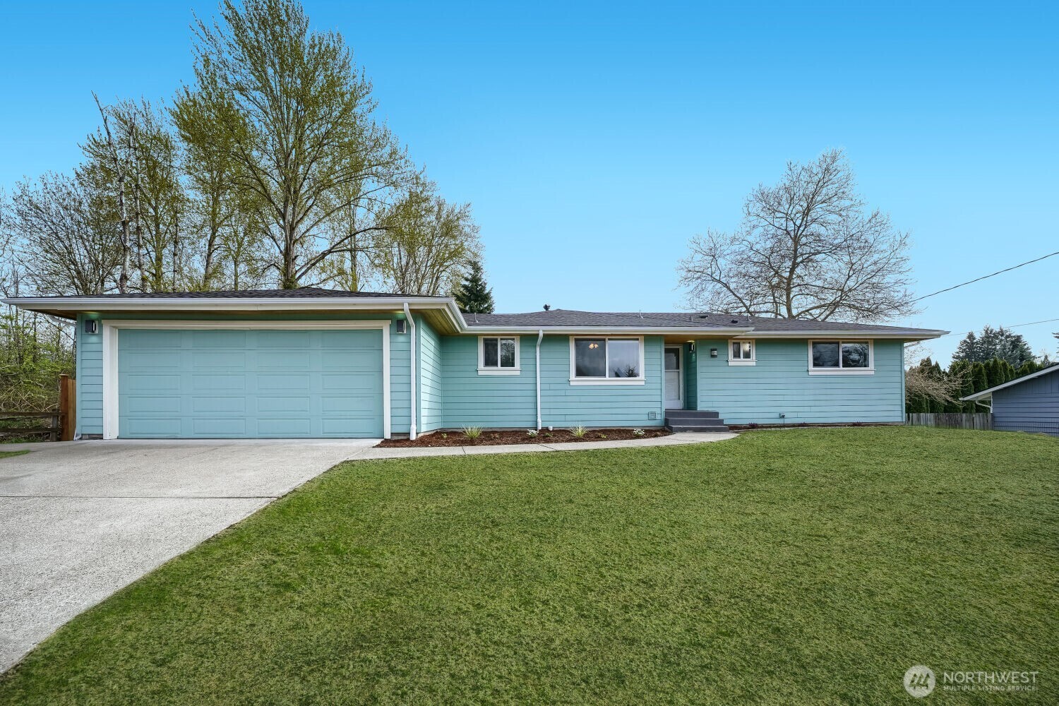 12045 Southeast 210th Street Kent, WA 98031 - Photo 2 of 26