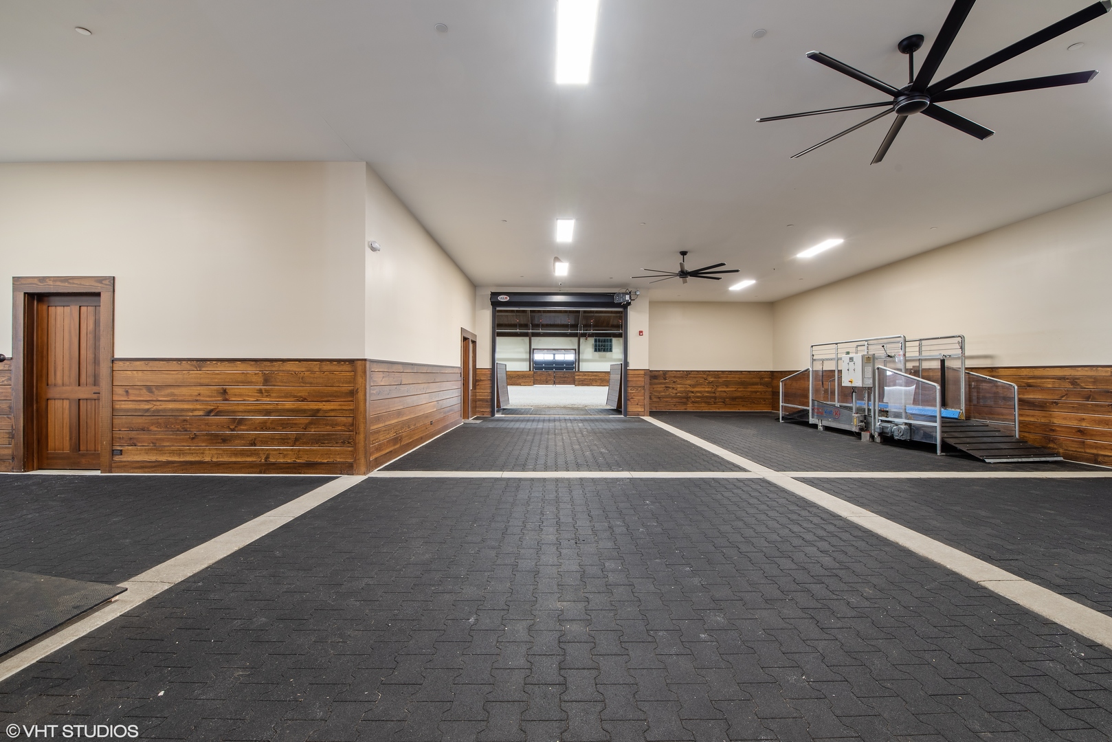 14341 West Old School Road Libertyville, IL 60048 - Photo 8 of 24 a view of a hall with wooden floor