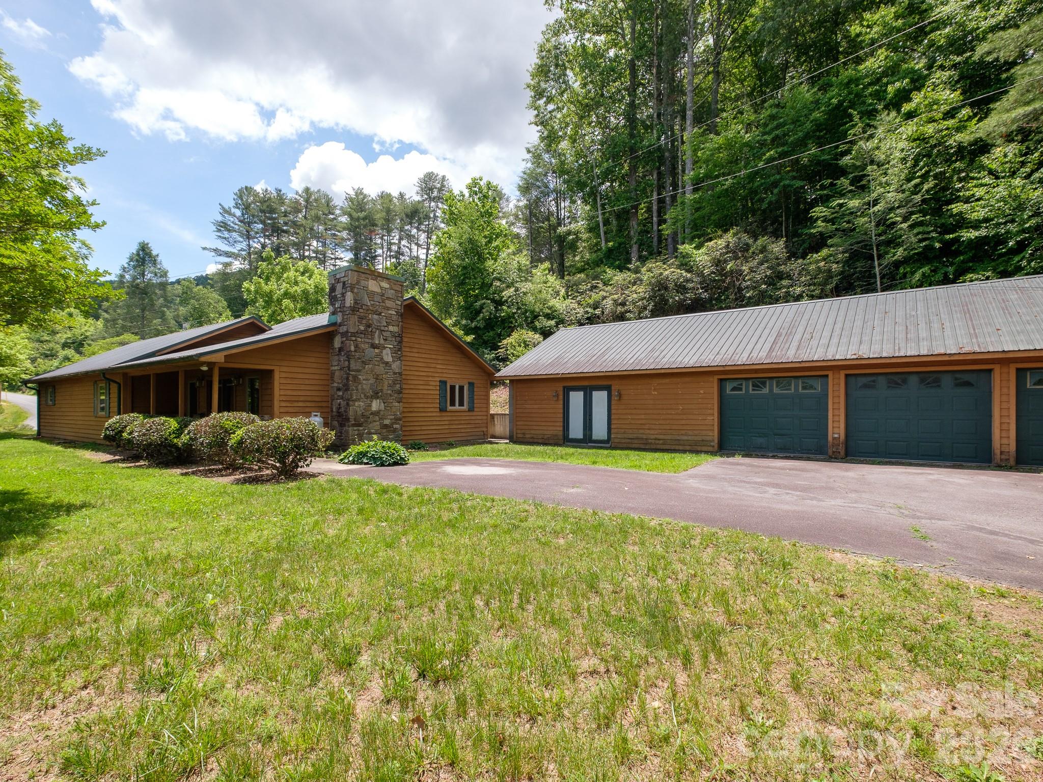 332 Island Cove Road Penrose, NC 28766 - Photo 9 of 28