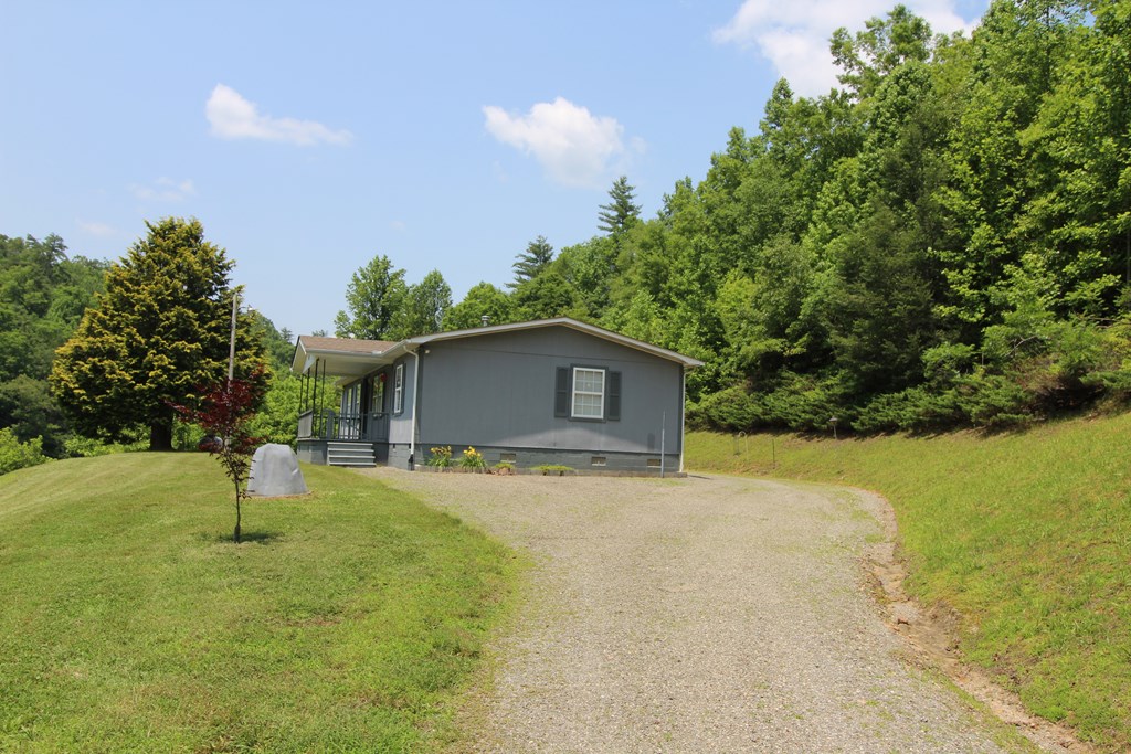 800 Grape Creek Road Murphy, NC 28906 - Photo 17 of 23