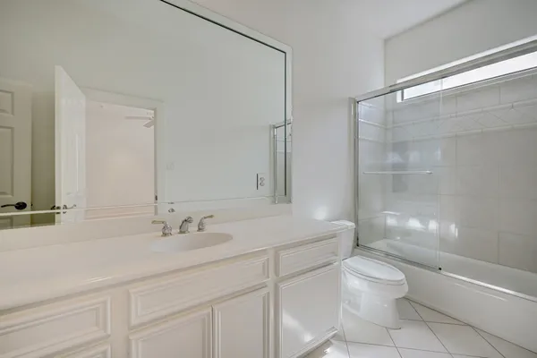 $5,650 | 6303 Pickens Street, Unit B, Houston, TX 77007
