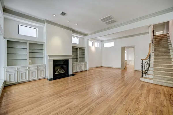 $5,650 | 6303 Pickens Street, Unit B, Houston, TX 77007