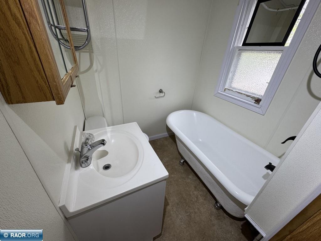 304 2nd Street Northwest Chisholm, MN 55719 - Photo 11 of 19