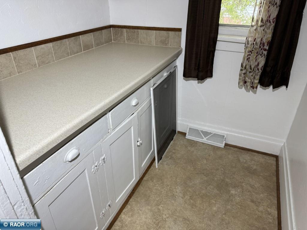 304 2nd Street Northwest Chisholm, MN 55719 - Photo 12 of 19