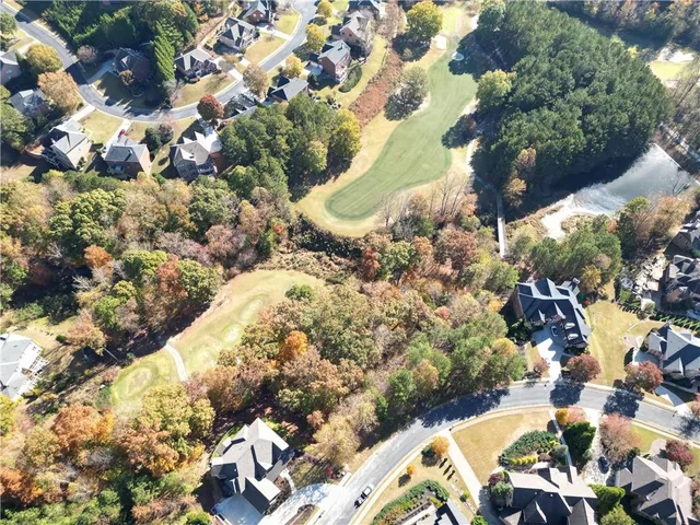 a picture of lake view