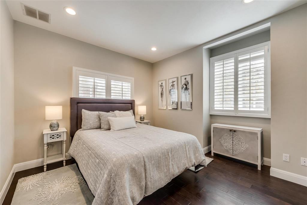 2902 North Pearl Street Dallas, TX 75201 - Photo 24 of 36 Bedroom with recessed lighting, dark wood-style floors, baseboards, and visible vents