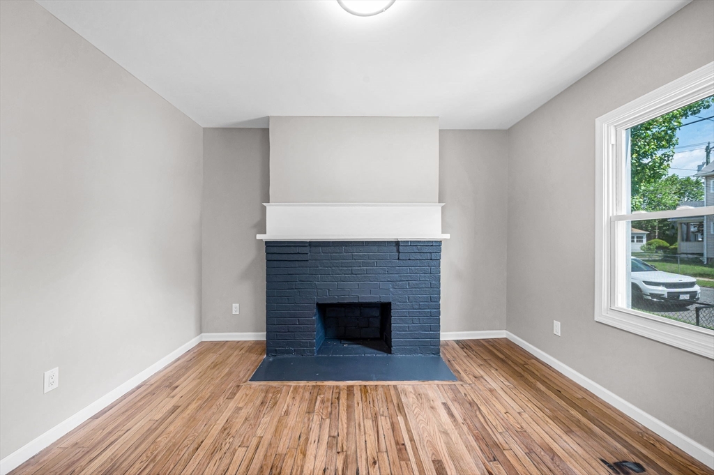 12-14 Carver Street Springfield, MA 01108 - Photo 14 of 42