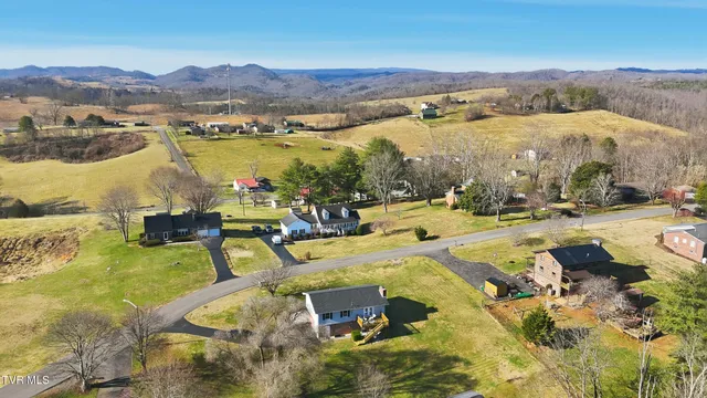 $229,999 | 2660 Warren Drive, St. Paul, VA 24283