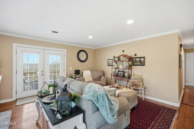 $229,999 | 2660 Warren Drive, St. Paul, VA 24283