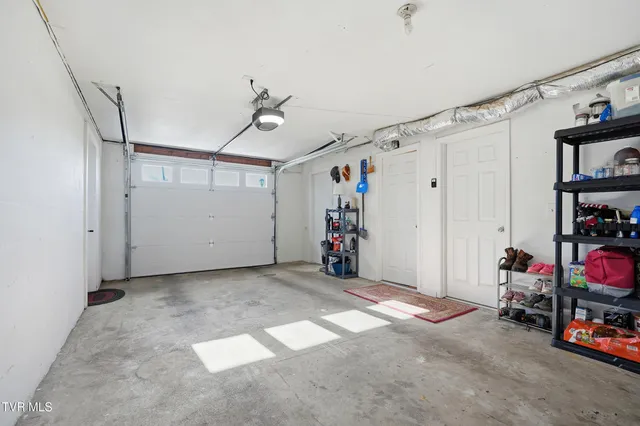 $229,999 | 2660 Warren Drive, St. Paul, VA 24283