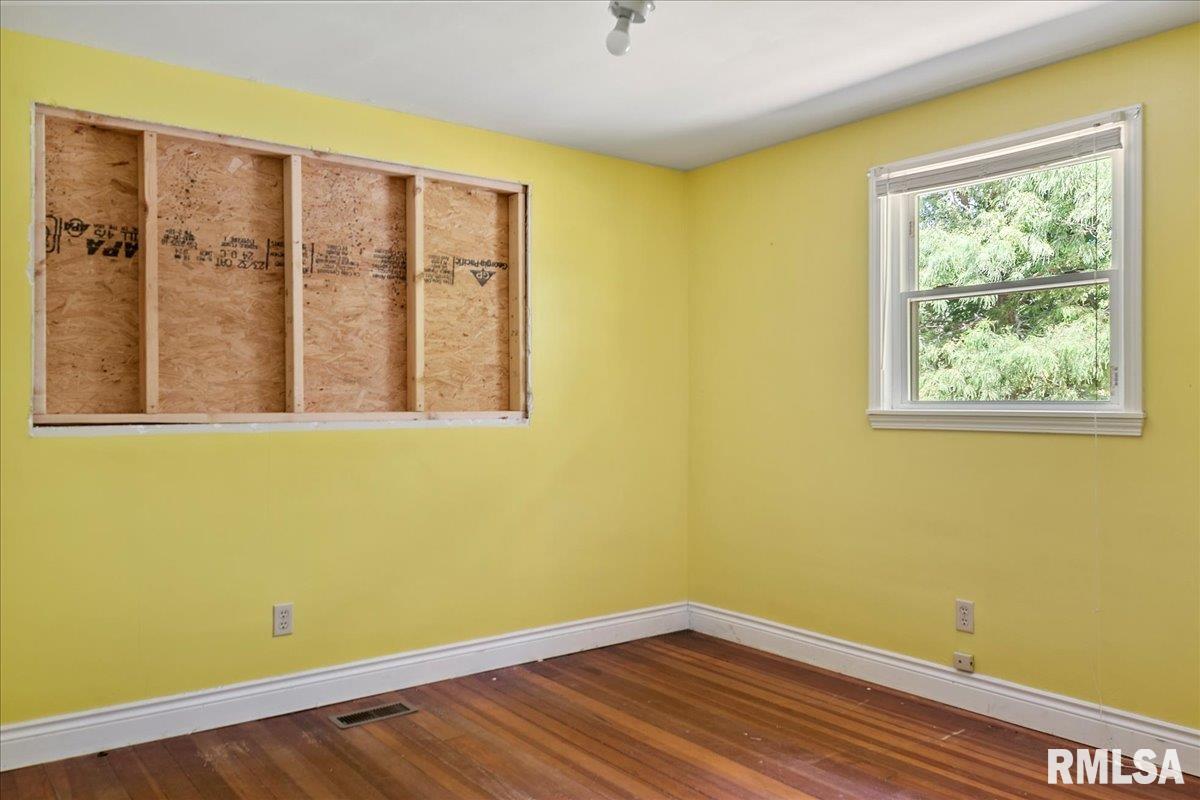 482 North John Wayne Road Dawson, IL 62520 - Photo 23 of 60 Gallery Image 23