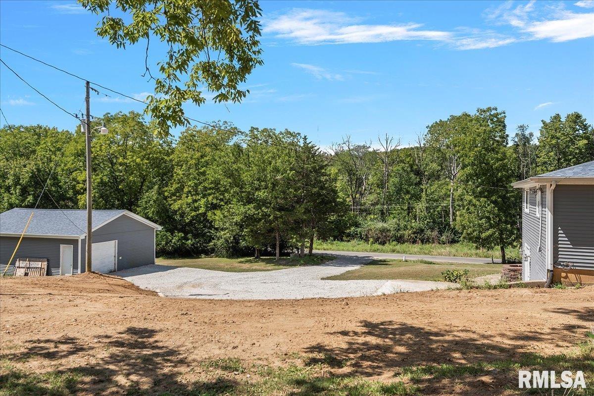 482 North John Wayne Road Dawson, IL 62520 - Photo 42 of 60 Gallery Image 42