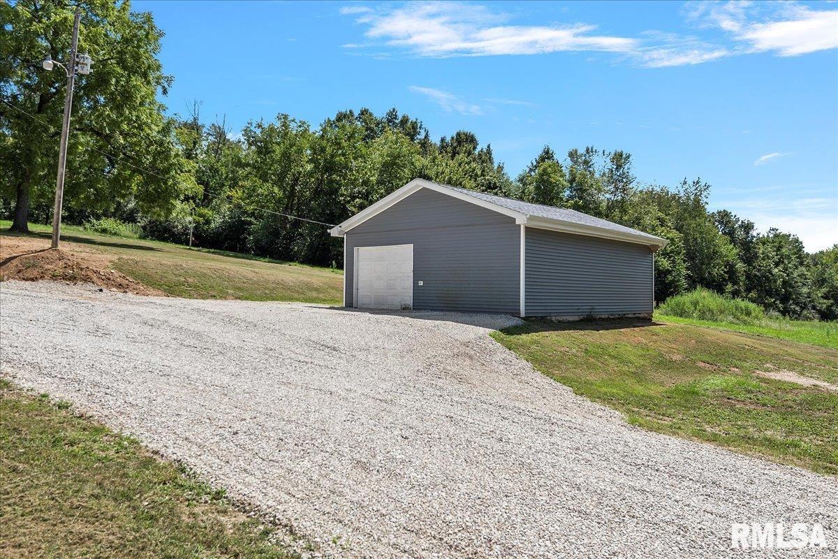 482 North John Wayne Road Dawson, IL 62520 - Photo 47 of 60 Gallery Image 47