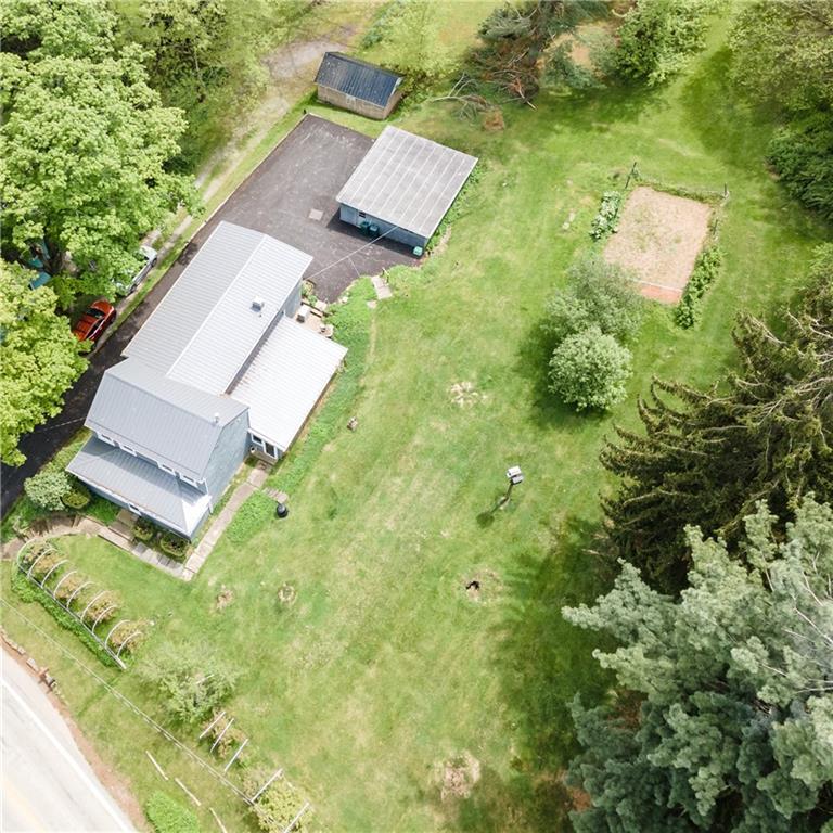 1136 Clinton Frankfort Road Clinton, PA 15026 - Photo 5 of 24