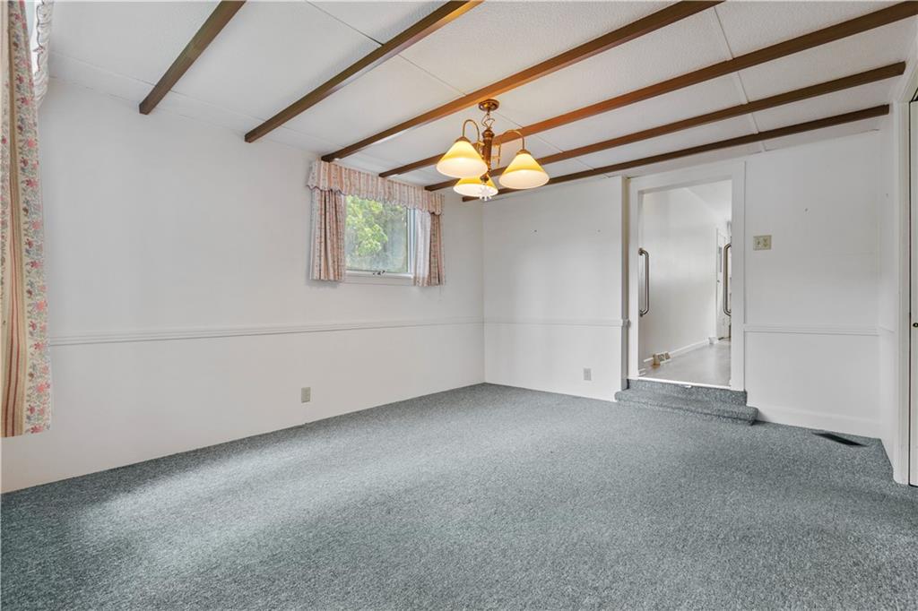 1136 Clinton Frankfort Road Clinton, PA 15026 - Photo 7 of 24