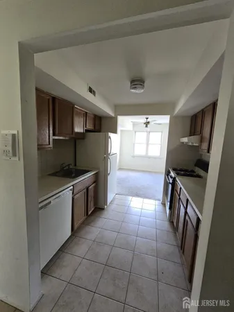 $315,000 | 198 Sierra Court, Woodbridge, NJ 07095