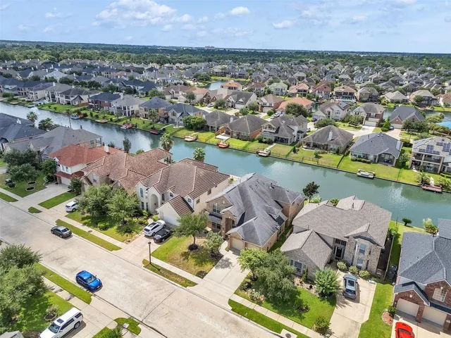 $520,000 | 18103 Blues Point Drive, Cypress, TX 77429