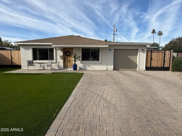 $699,000 | 4228 North 44th Place, Phoenix, AZ 85018