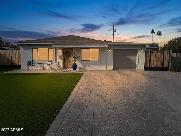 $699,000 | 4228 North 44th Place, Phoenix, AZ 85018