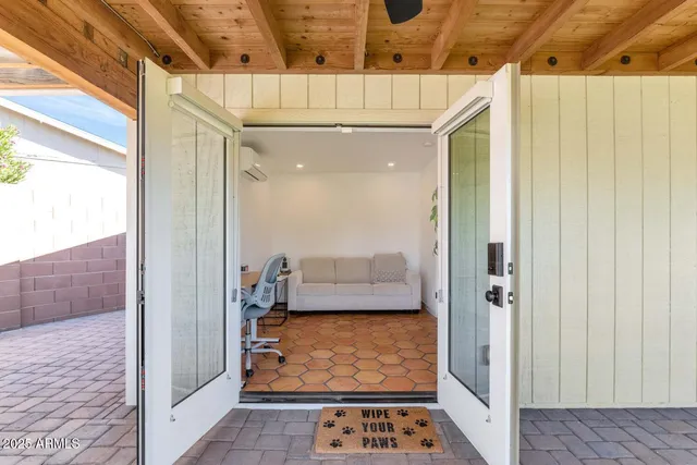 $795,000 | 4228 North 44th Place, Phoenix, AZ 85018