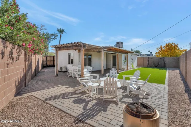 $795,000 | 4228 North 44th Place, Phoenix, AZ 85018