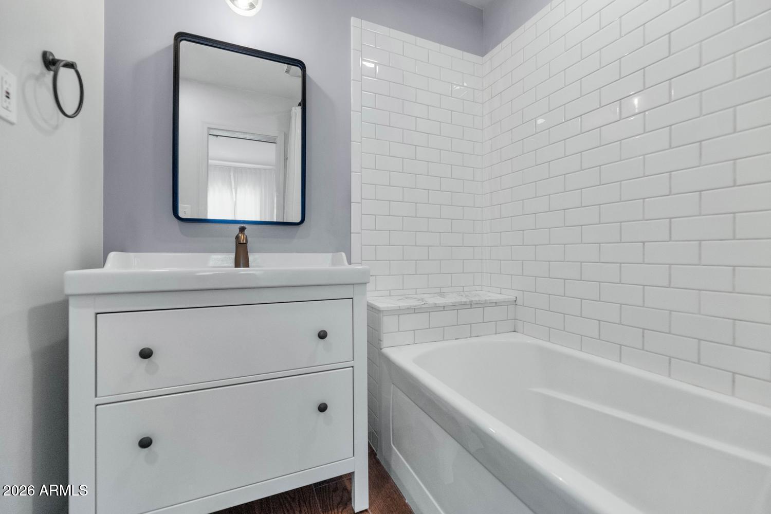 4228 North 44th Place Phoenix, AZ 85018 - Photo 25 of 45 Primary Bathroom