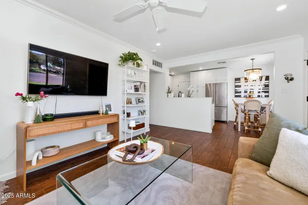 $699,000 | 4228 North 44th Place, Phoenix, AZ 85018