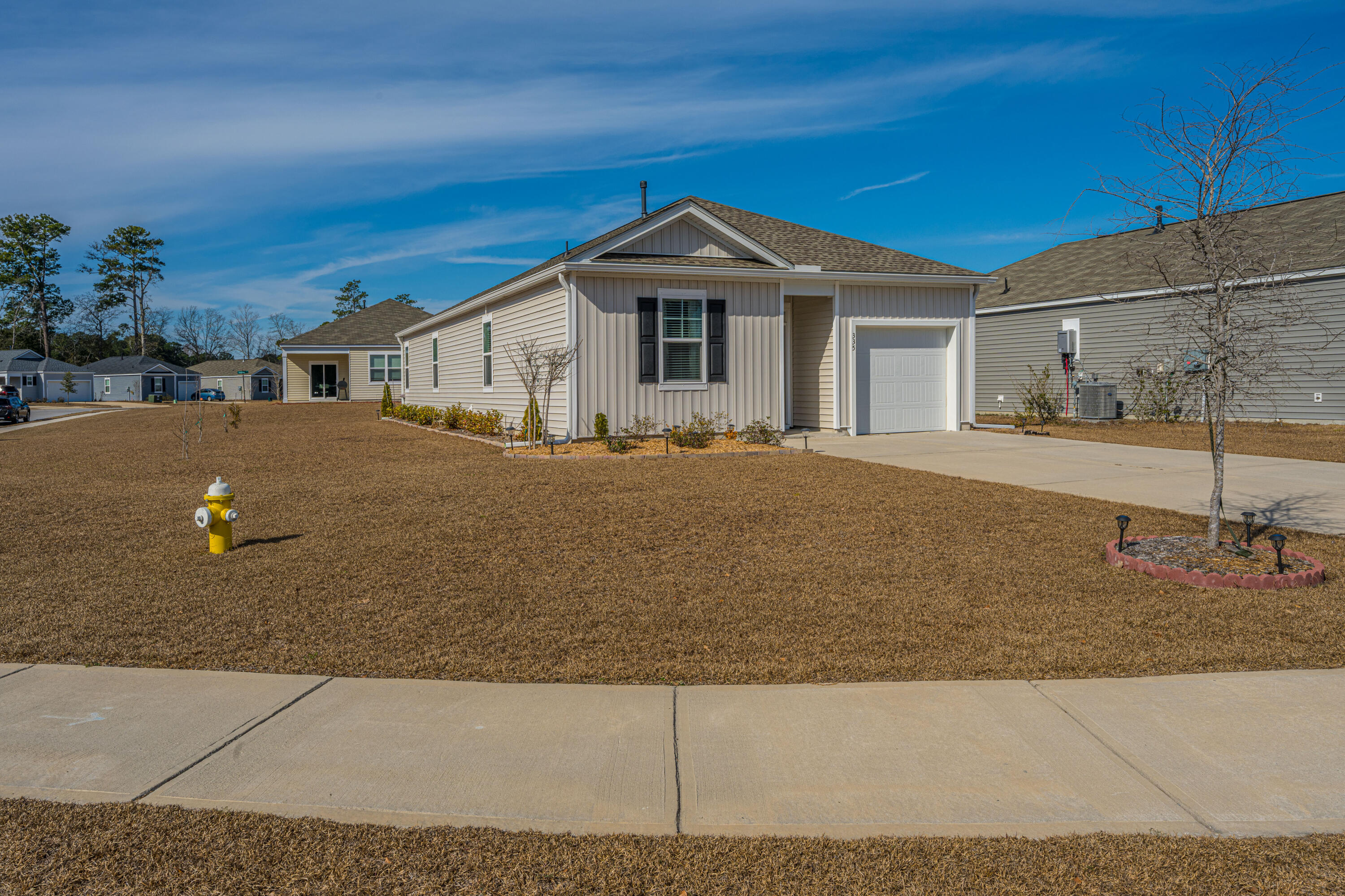 335 Feldspar Lane Ladson, SC 29456 - Photo 3 of 35 335FeldsparLn004