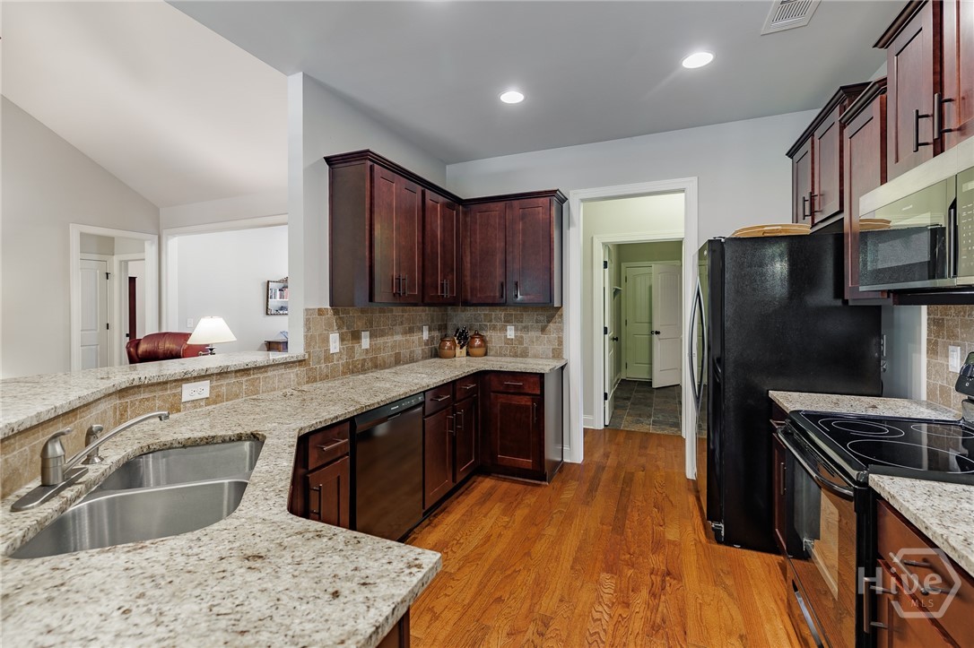 140 Kimberly Way Hull, GA 30646 - Photo 14 of 60